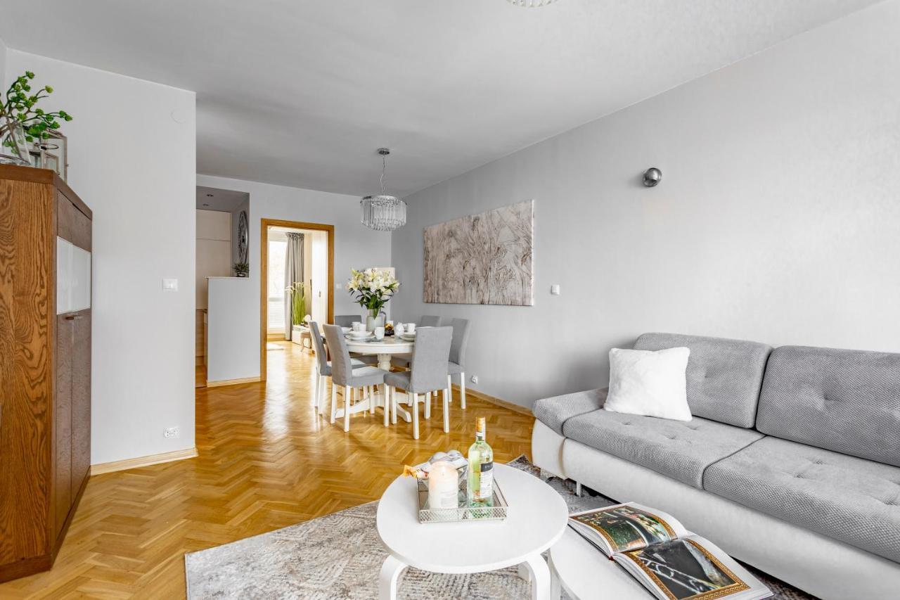 Hala Mirowska Apartments 바르샤바 외부 사진