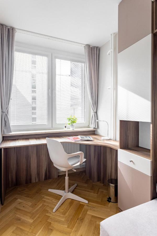 Hala Mirowska Apartments 바르샤바 외부 사진